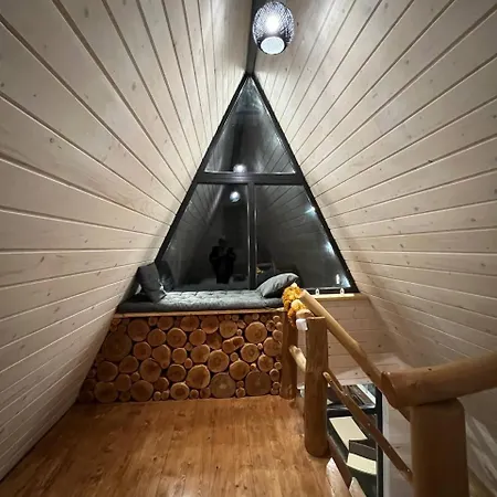 гармонія Lodge *