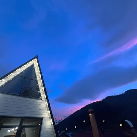 гармонія Lodge *